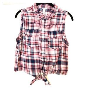 Button up blue, red & cream plaid tie shirt.